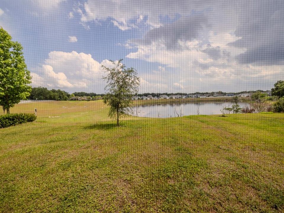 На продажу: $375,000 (4 спален, 2 ванн, 1846 Квадратных фут)