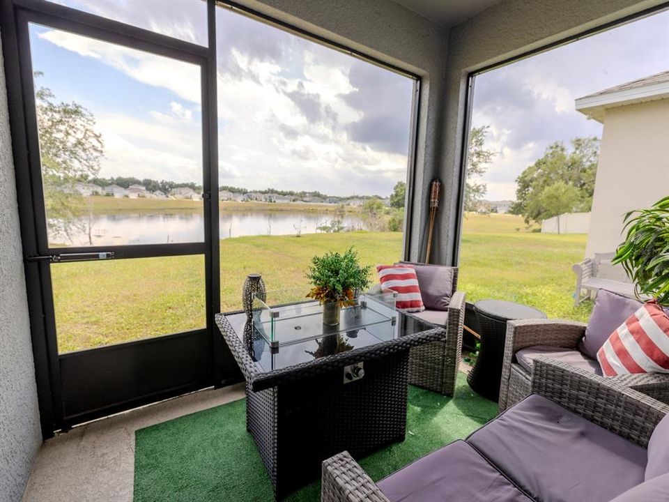 На продажу: $375,000 (4 спален, 2 ванн, 1846 Квадратных фут)