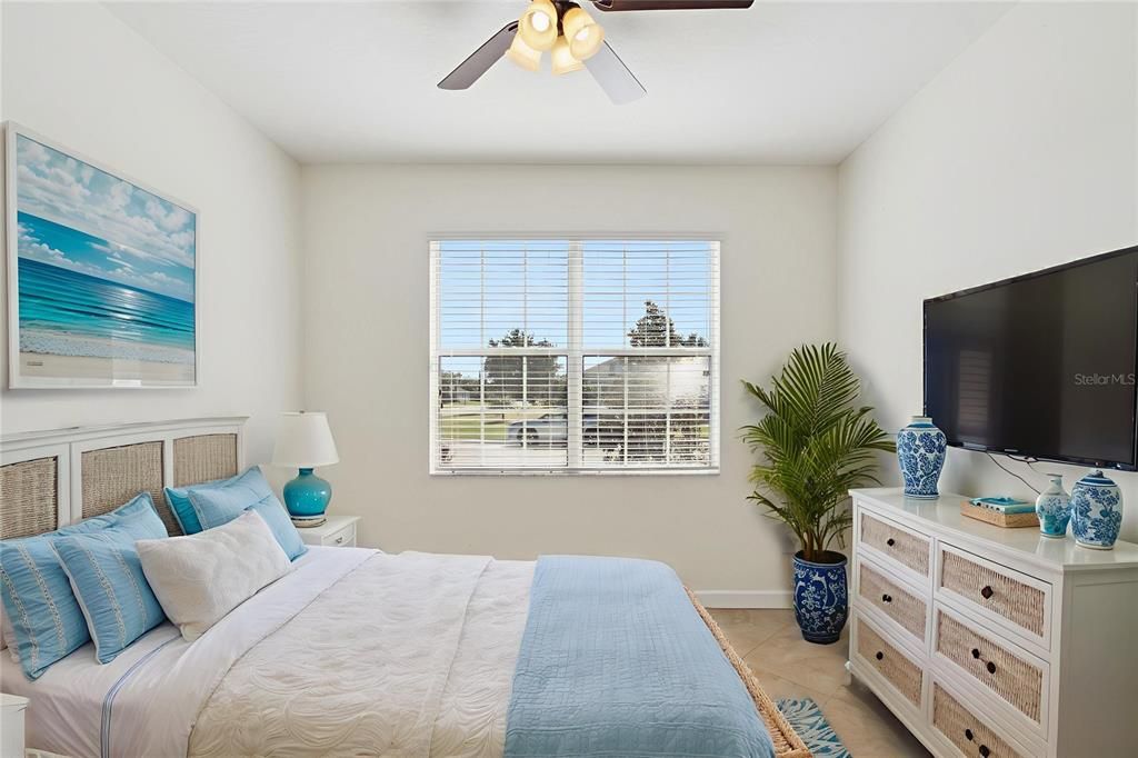 待售: $495,000 (4 贝兹, 3 浴室, 2293 平方英尺)