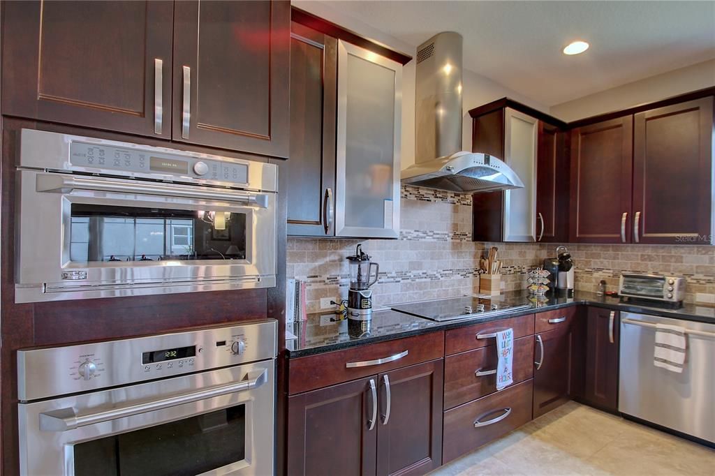 En Renta: $3,995 (3 camas, 3 baños, 2798 Pies cuadrados)