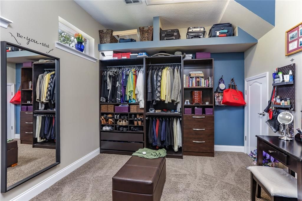 En Renta: $3,995 (3 camas, 3 baños, 2798 Pies cuadrados)