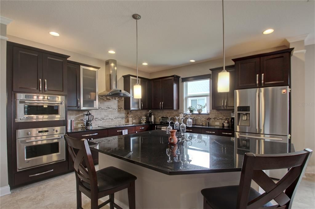 En Renta: $3,995 (3 camas, 3 baños, 2798 Pies cuadrados)