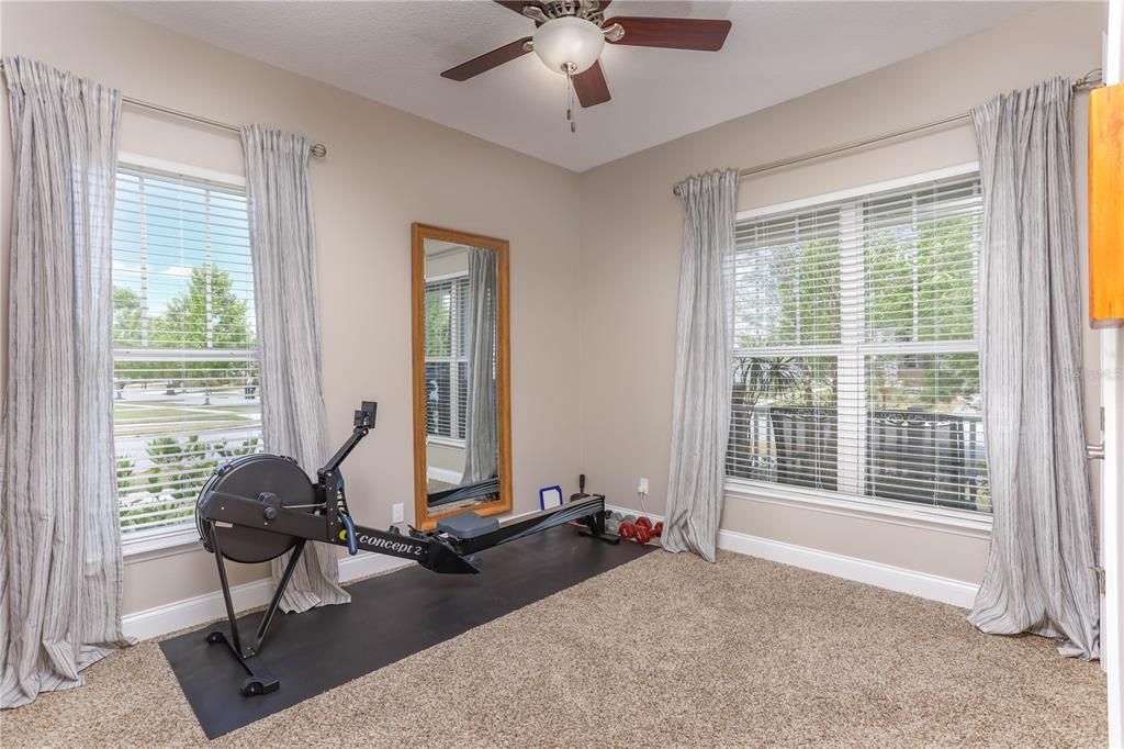 En Renta: $3,995 (3 camas, 3 baños, 2798 Pies cuadrados)