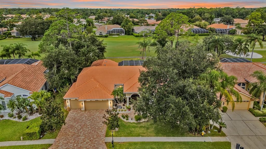 For Sale: $1,100,000 (5 beds, 3 baths, 3450 Square Feet)