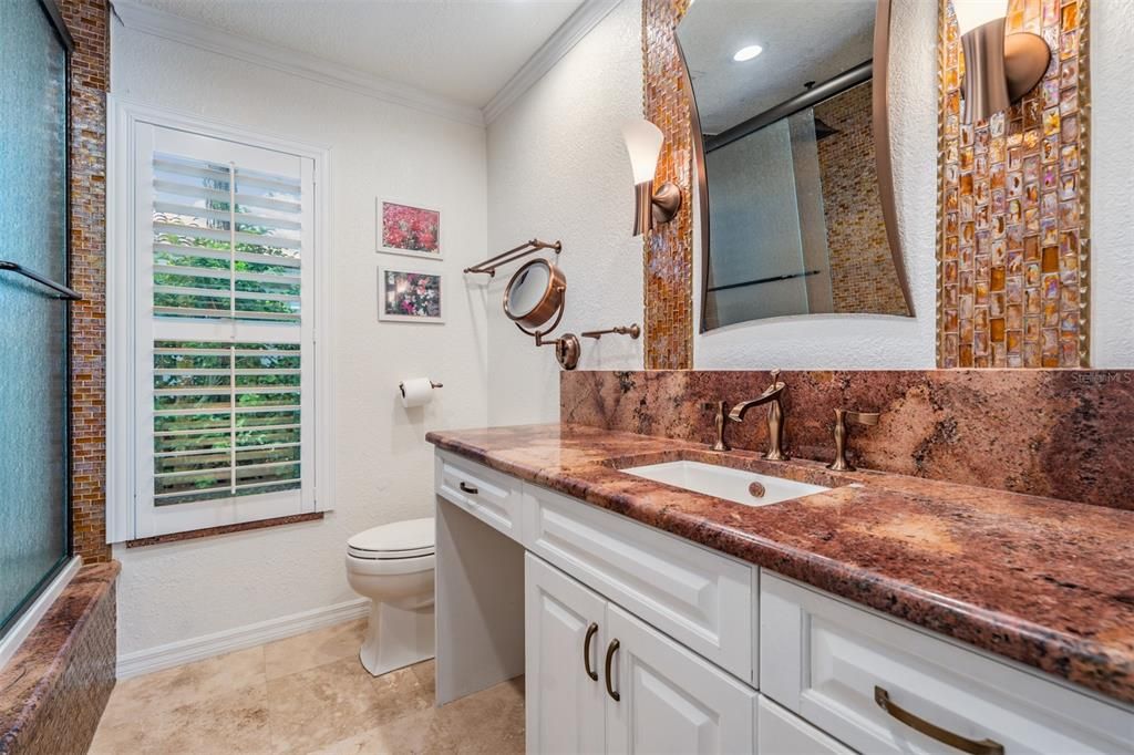 For Sale: $1,100,000 (5 beds, 3 baths, 3450 Square Feet)