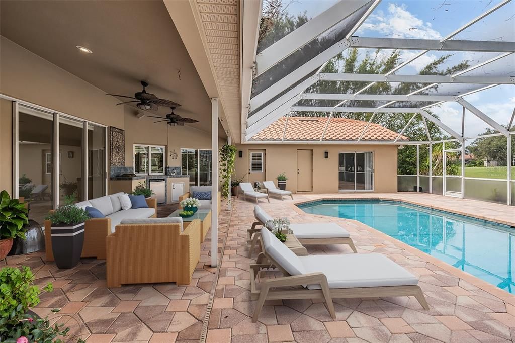 For Sale: $1,100,000 (5 beds, 3 baths, 3450 Square Feet)