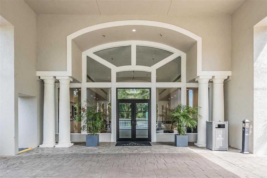 For Sale: $1,100,000 (5 beds, 3 baths, 3450 Square Feet)