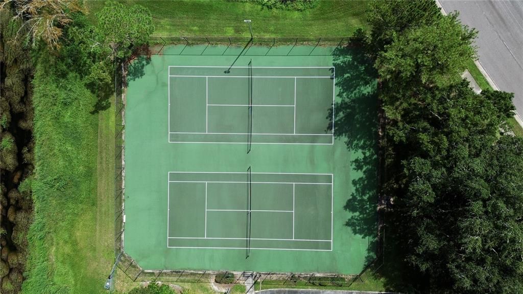 Active With Contract: $179,999 (2 beds, 2 baths, 990 Square Feet)