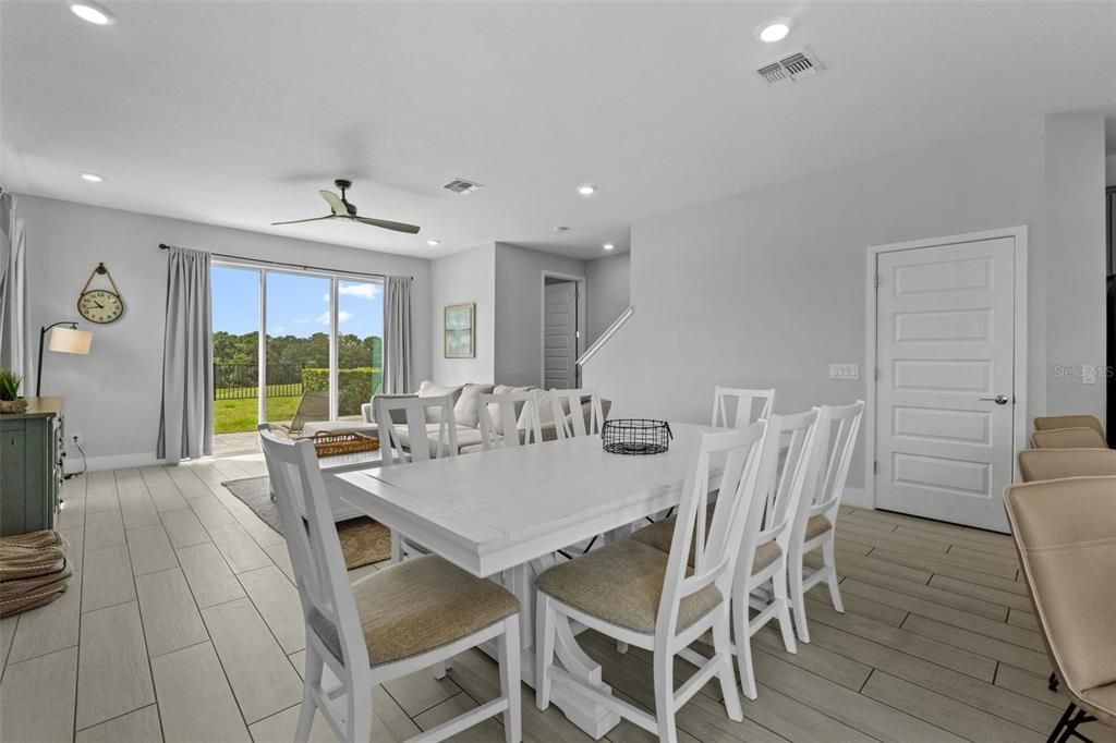 En Venta: $434,900 (3 camas, 2 baños, 1659 Pies cuadrados)