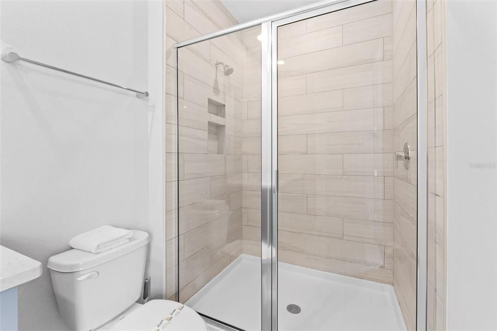 En Venta: $434,900 (3 camas, 2 baños, 1659 Pies cuadrados)