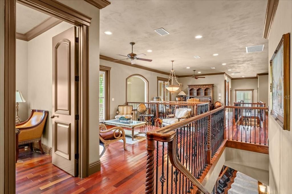 待售: $1,995,000 (6 贝兹, 7 浴室, 8260 平方英尺)