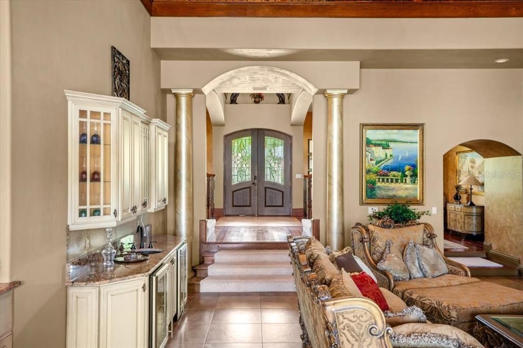 待售: $1,995,000 (6 贝兹, 7 浴室, 8260 平方英尺)