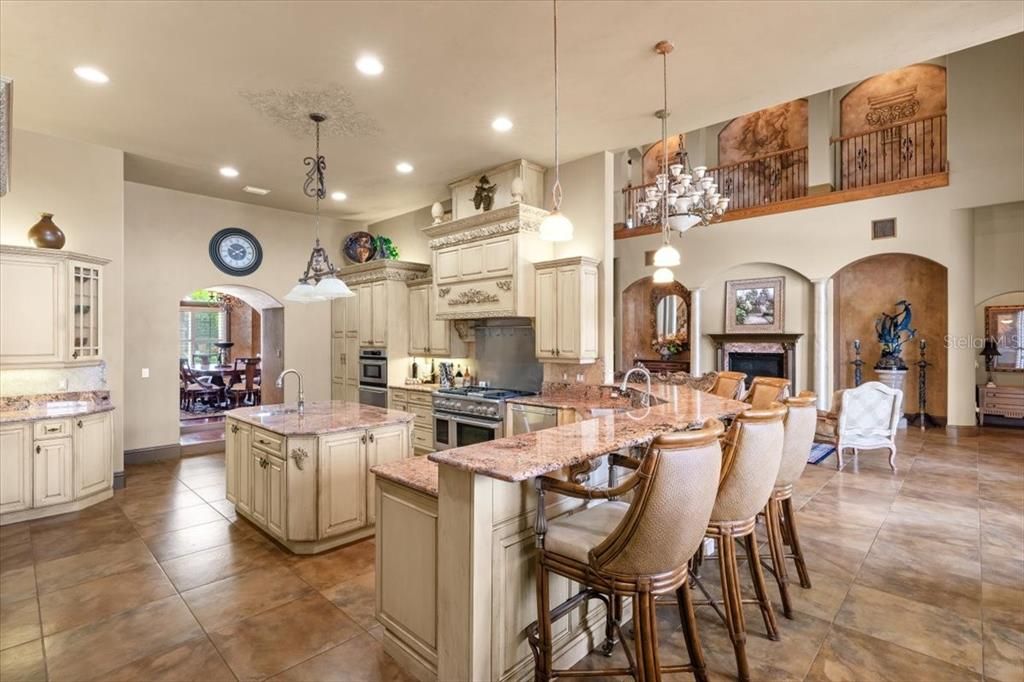 待售: $1,995,000 (6 贝兹, 7 浴室, 8260 平方英尺)