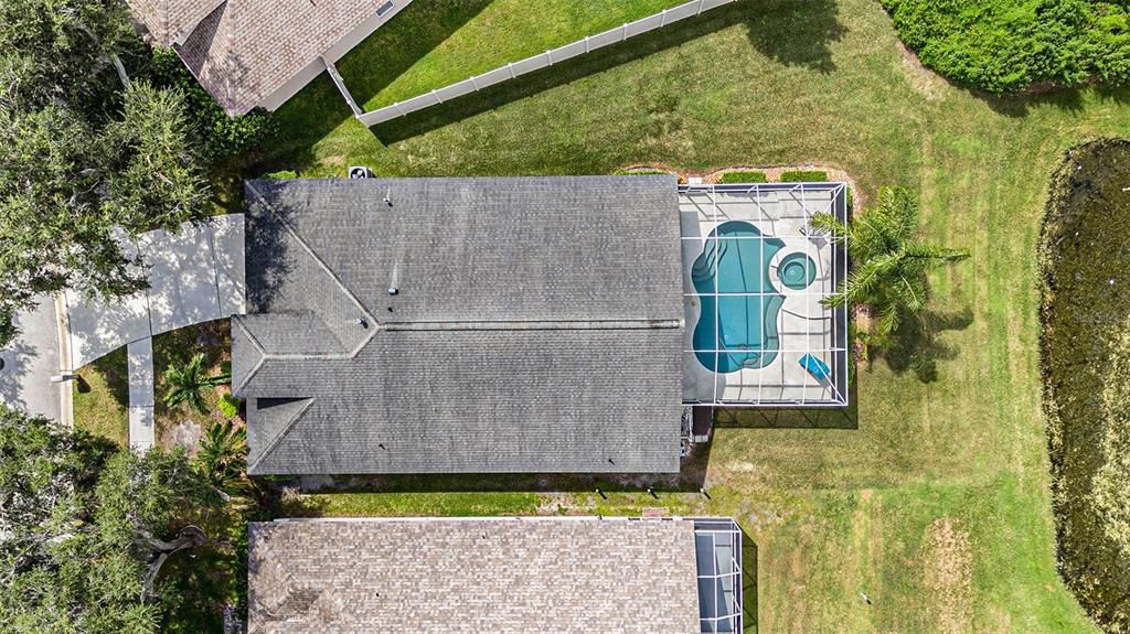 Под контрактом: $385,000 (4 спален, 2 ванн, 1788 Квадратных фут)