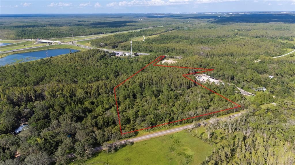 На продажу: $1,200,000 (17.08 acres)