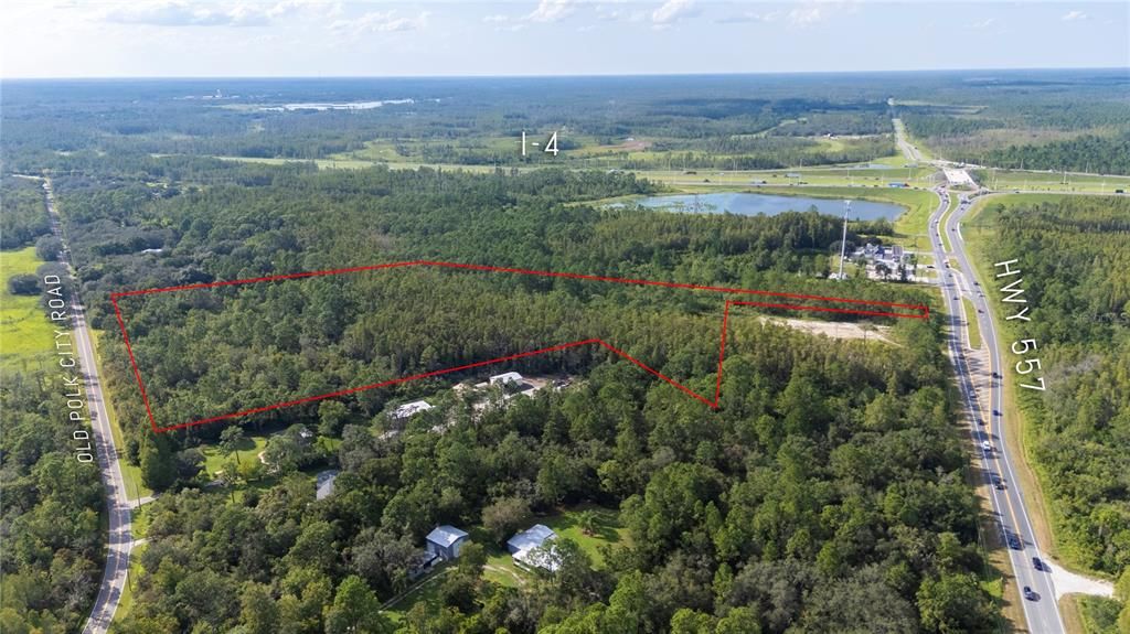 На продажу: $1,200,000 (17.08 acres)