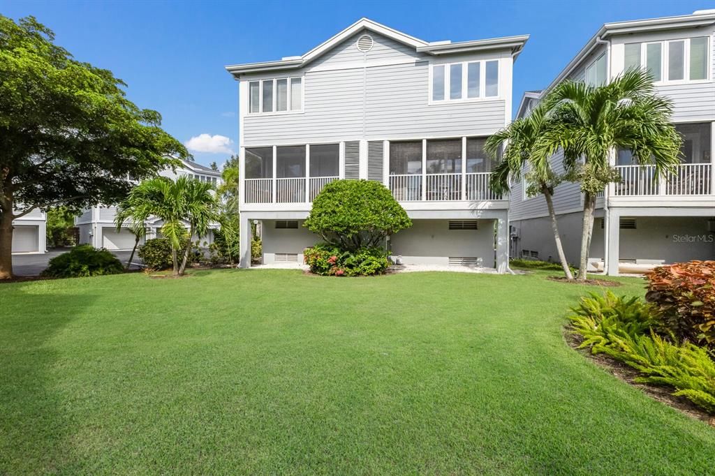 На продажу: $628,000 (2 спален, 2 ванн, 1440 Квадратных фут)