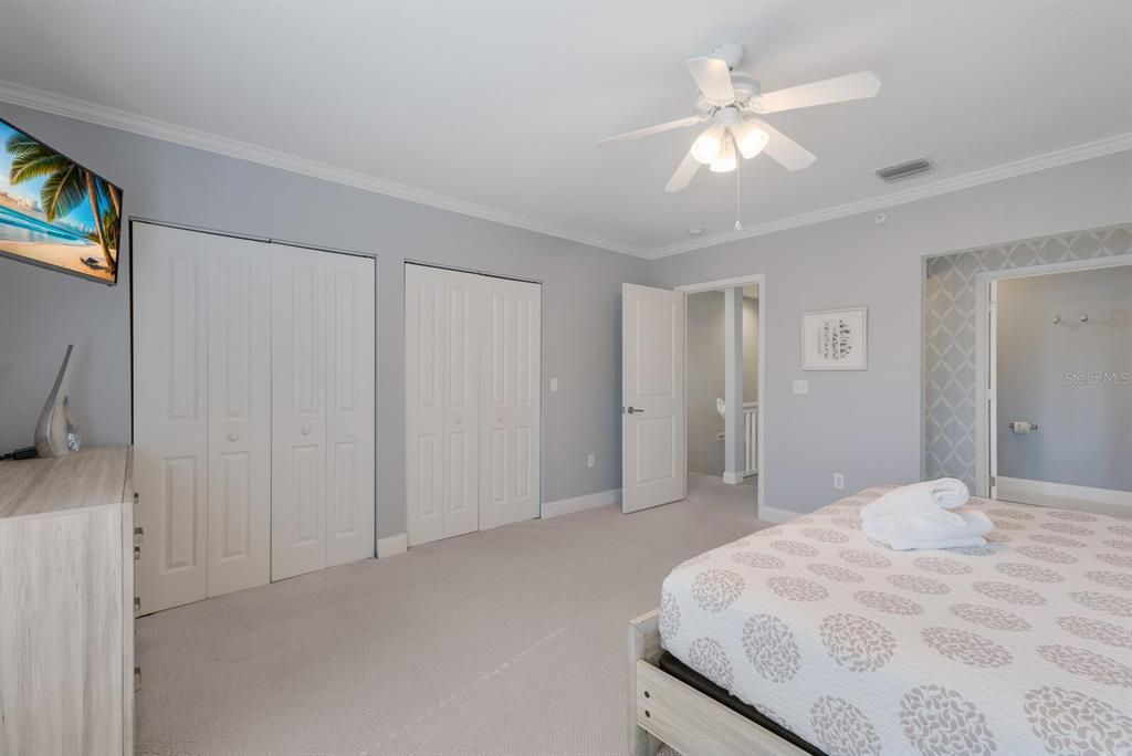 На продажу: $628,000 (2 спален, 2 ванн, 1440 Квадратных фут)