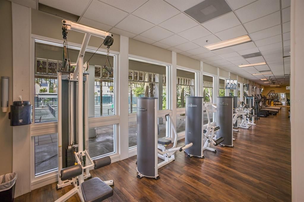 На продажу: $628,000 (2 спален, 2 ванн, 1440 Квадратных фут)