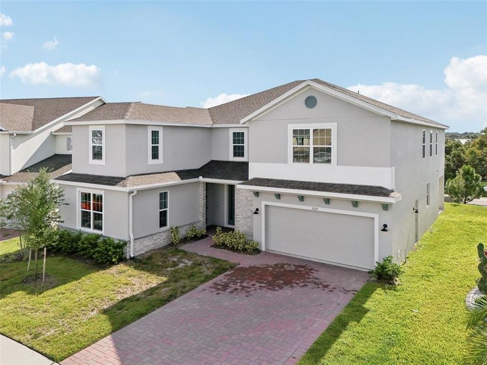 На продажу: $654,900 (6 спален, 4 ванн, 4677 Квадратных фут)