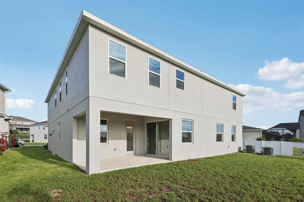 На продажу: $654,900 (6 спален, 4 ванн, 4677 Квадратных фут)