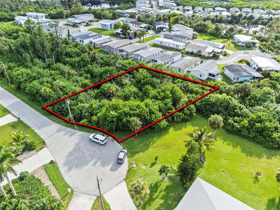 En Venta: $40,000 (0.19 acres)