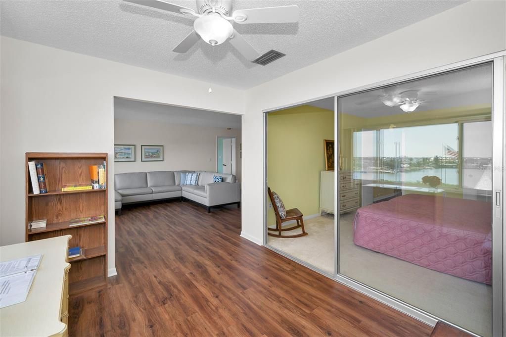 For Sale: $415,000 (2 beds, 2 baths, 1440 Square Feet)