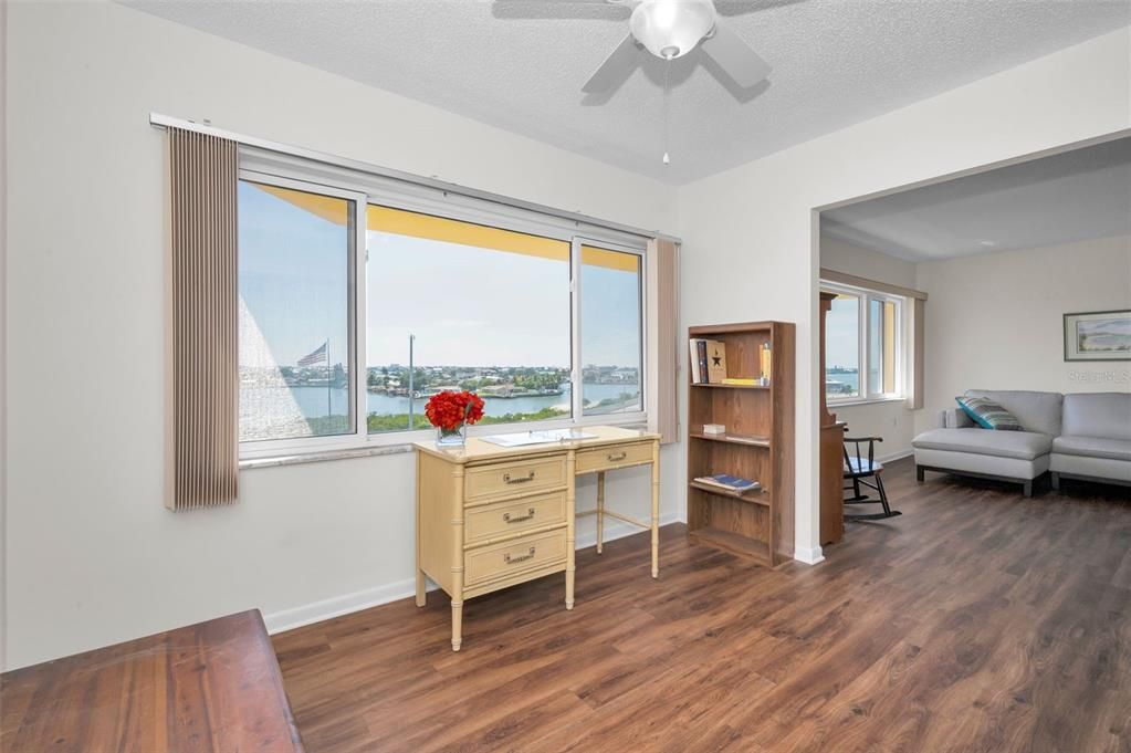 For Sale: $415,000 (2 beds, 2 baths, 1440 Square Feet)