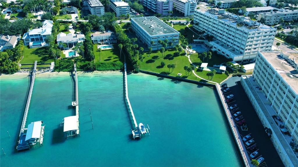 For Sale: $415,000 (2 beds, 2 baths, 1440 Square Feet)