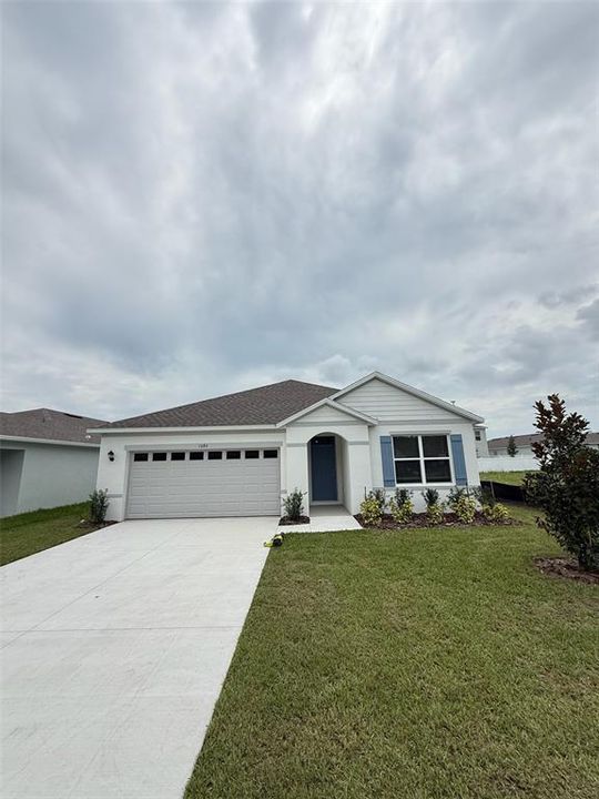Recently Sold: $335,990 (3 beds, 2 baths, 1672 Square Feet)