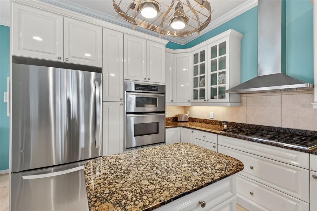 Active With Contract: $749,000 (3 beds, 3 baths, 1998 Square Feet)