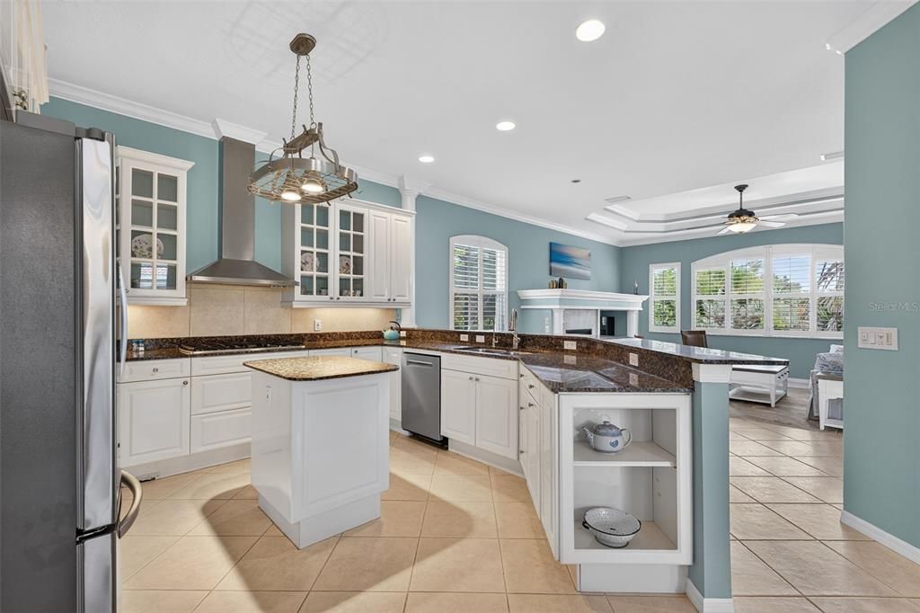 Active With Contract: $749,000 (3 beds, 3 baths, 1998 Square Feet)