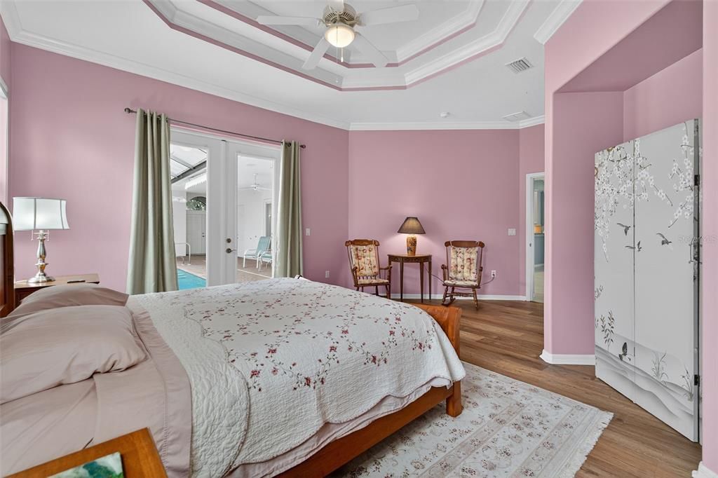 Active With Contract: $749,000 (3 beds, 3 baths, 1998 Square Feet)