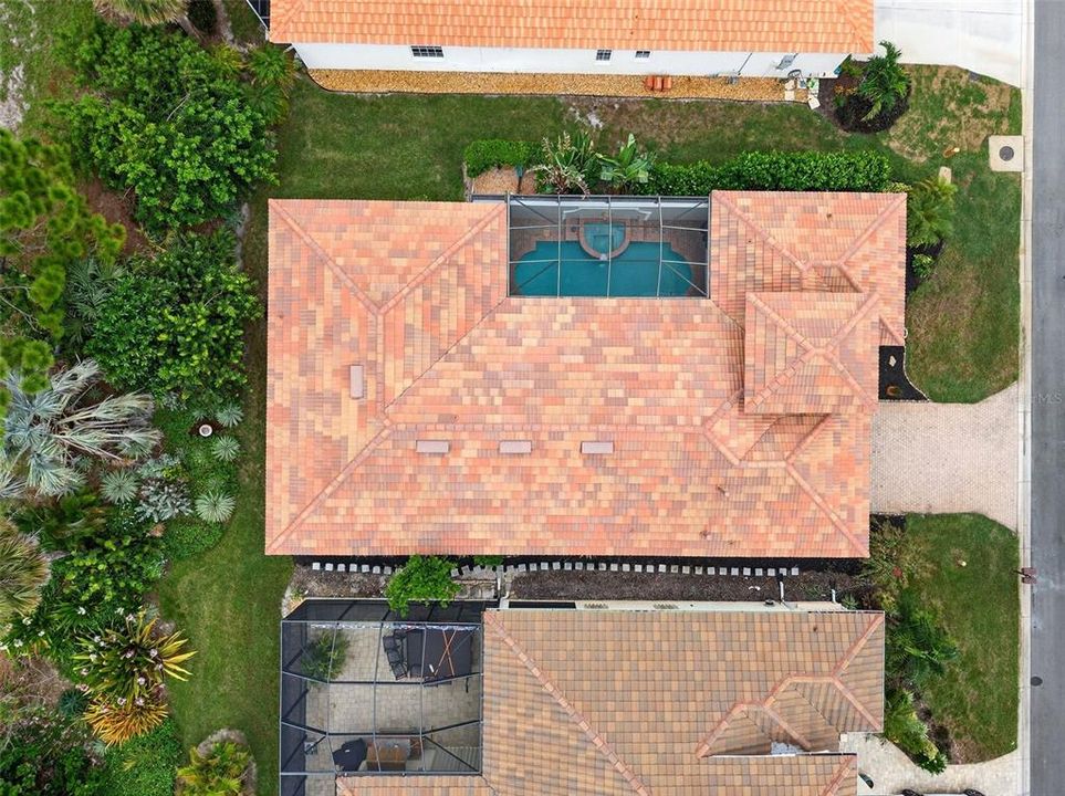 Active With Contract: $749,000 (3 beds, 3 baths, 1998 Square Feet)