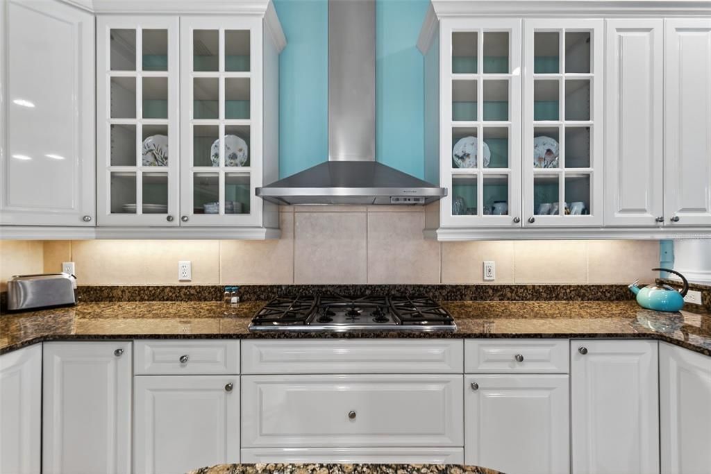 Active With Contract: $749,000 (3 beds, 3 baths, 1998 Square Feet)