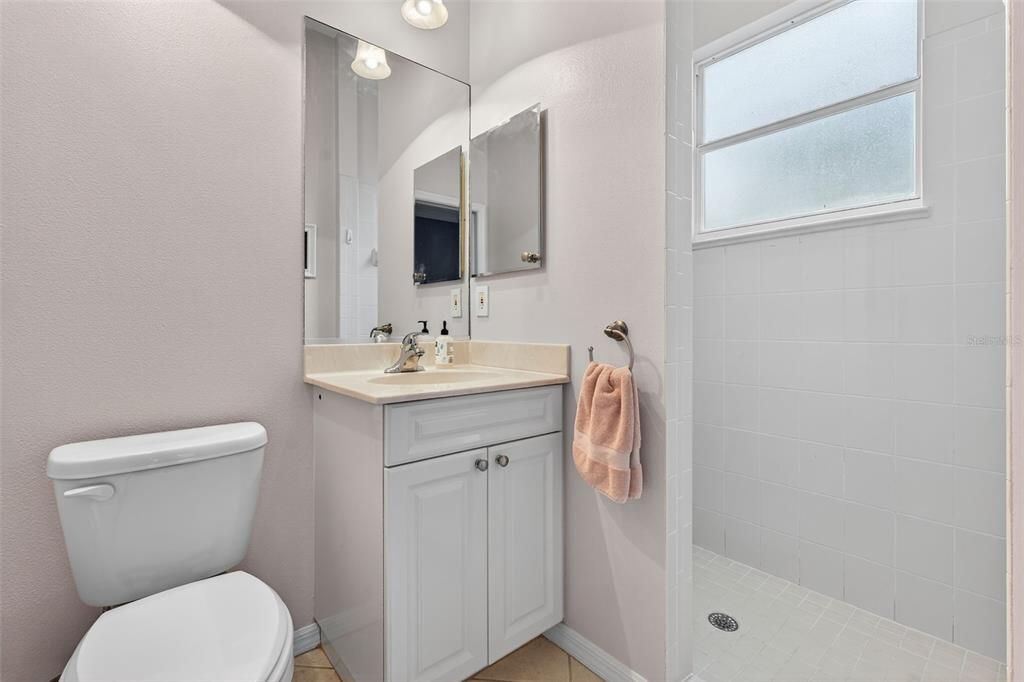 Active With Contract: $749,000 (3 beds, 3 baths, 1998 Square Feet)