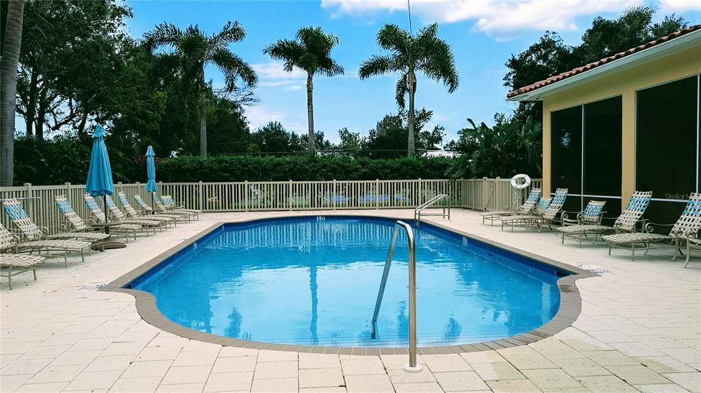 Active With Contract: $749,000 (3 beds, 3 baths, 1998 Square Feet)