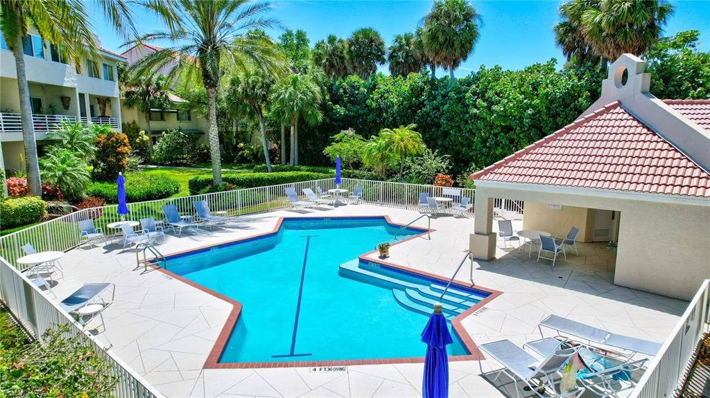 На продажу: $997,000 (4 спален, 4 ванн, 2275 Квадратных фут)