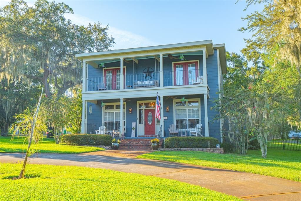 En Venta: $565,000 (3 camas, 2 baños, 3230 Pies cuadrados)