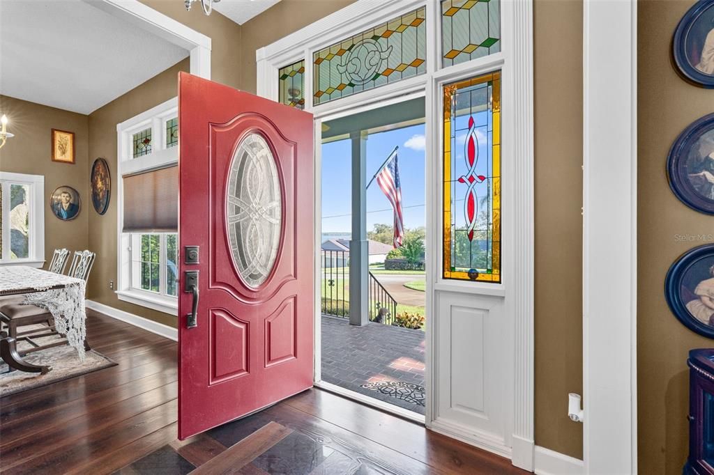 En Venta: $565,000 (3 camas, 2 baños, 3230 Pies cuadrados)