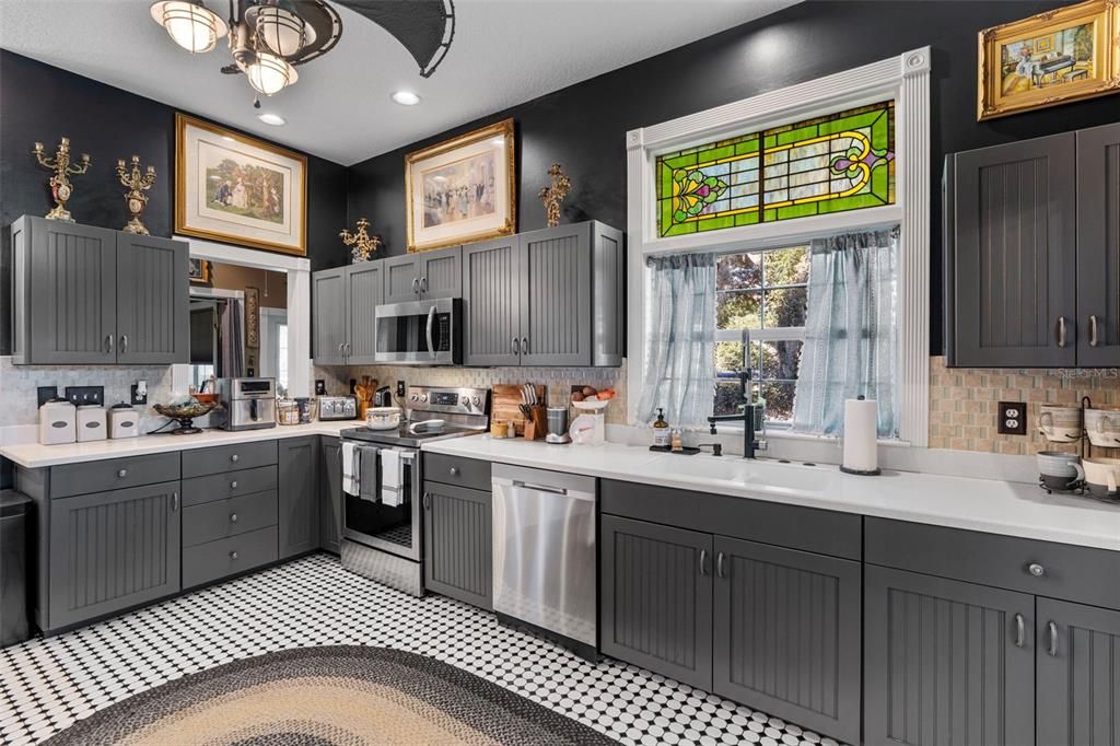 En Venta: $565,000 (3 camas, 2 baños, 3230 Pies cuadrados)