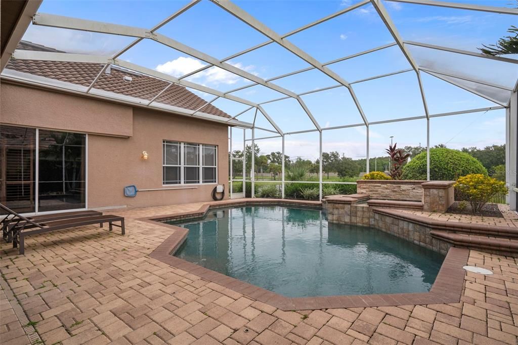 待售: $1,069,000 (4 贝兹, 4 浴室, 3715 平方英尺)