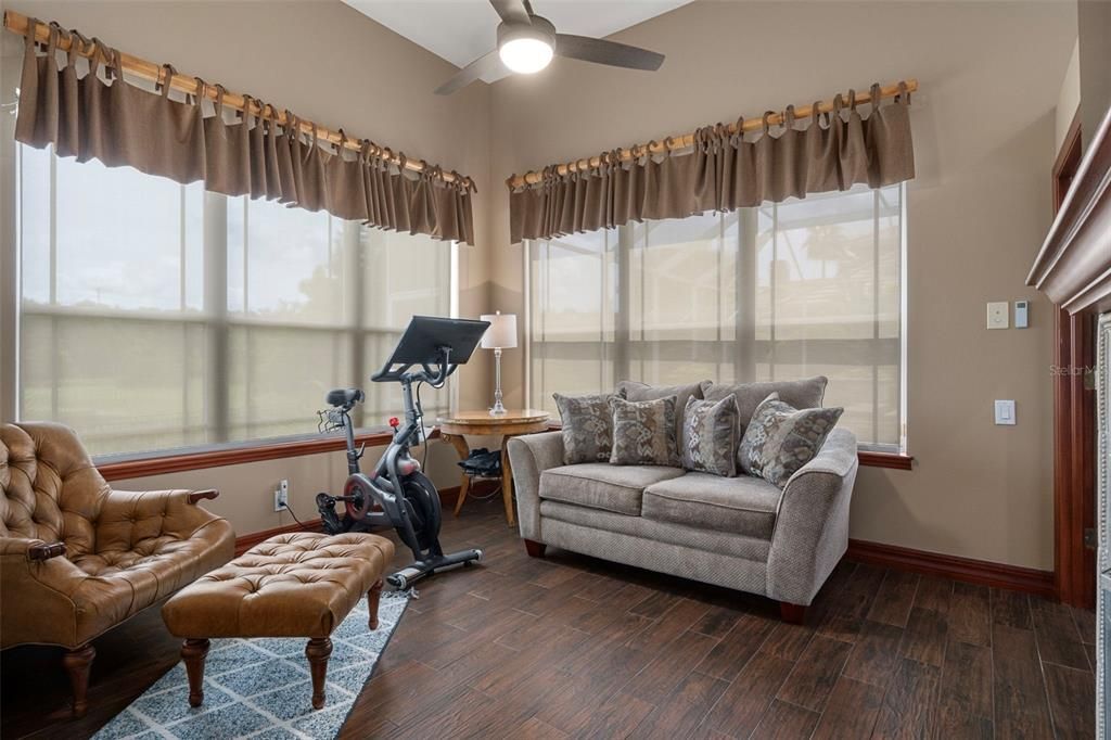 待售: $1,069,000 (4 贝兹, 4 浴室, 3715 平方英尺)