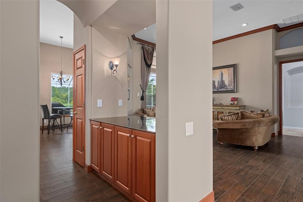 待售: $1,069,000 (4 贝兹, 4 浴室, 3715 平方英尺)