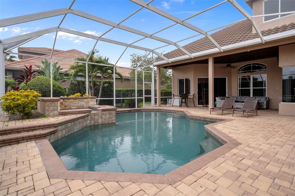 待售: $1,069,000 (4 贝兹, 4 浴室, 3715 平方英尺)