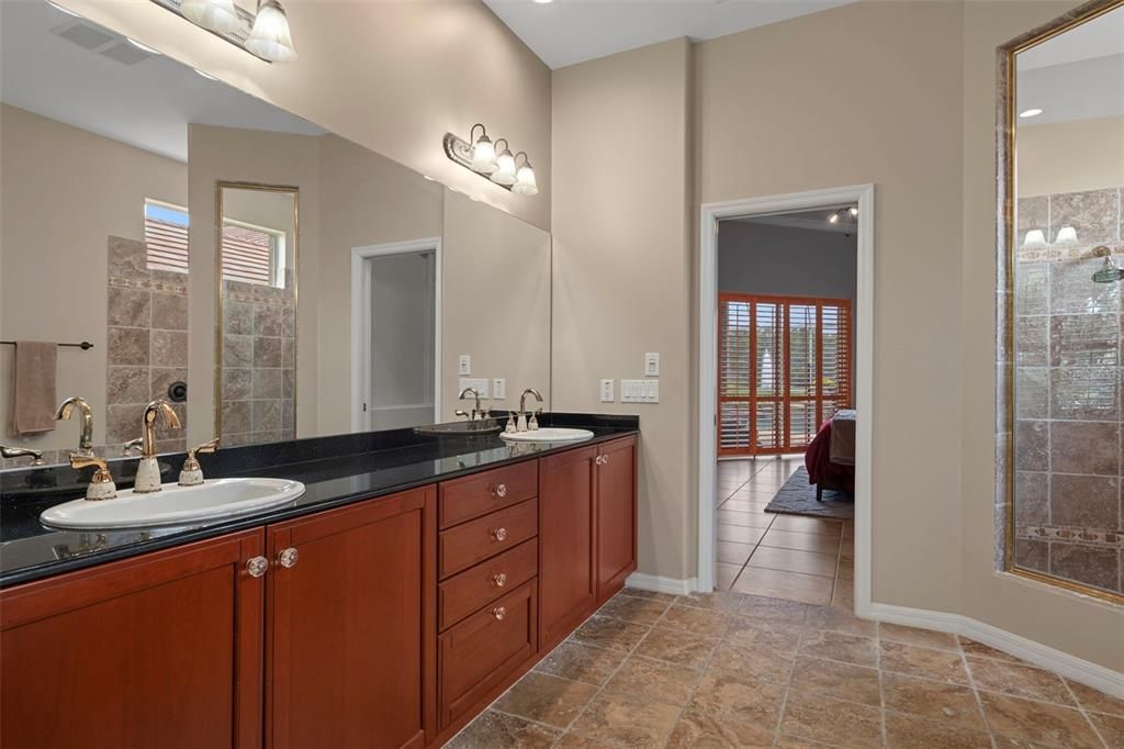 待售: $1,069,000 (4 贝兹, 4 浴室, 3715 平方英尺)