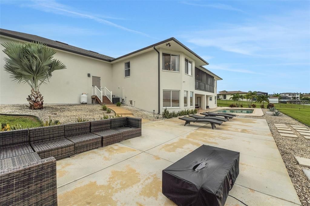 待售: $1,500,000 (5 贝兹, 4 浴室, 4281 平方英尺)