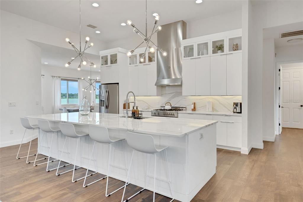 待售: $1,500,000 (5 贝兹, 4 浴室, 4281 平方英尺)