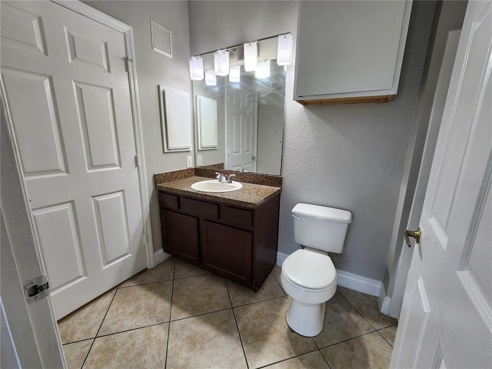 出租: $1,499 (2 贝兹, 2 浴室, 947 平方英尺)