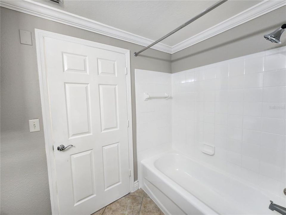 出租: $1,499 (2 贝兹, 2 浴室, 947 平方英尺)